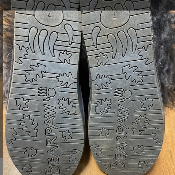 Bearpaw Curly hair short boots - Picture 3 of 3